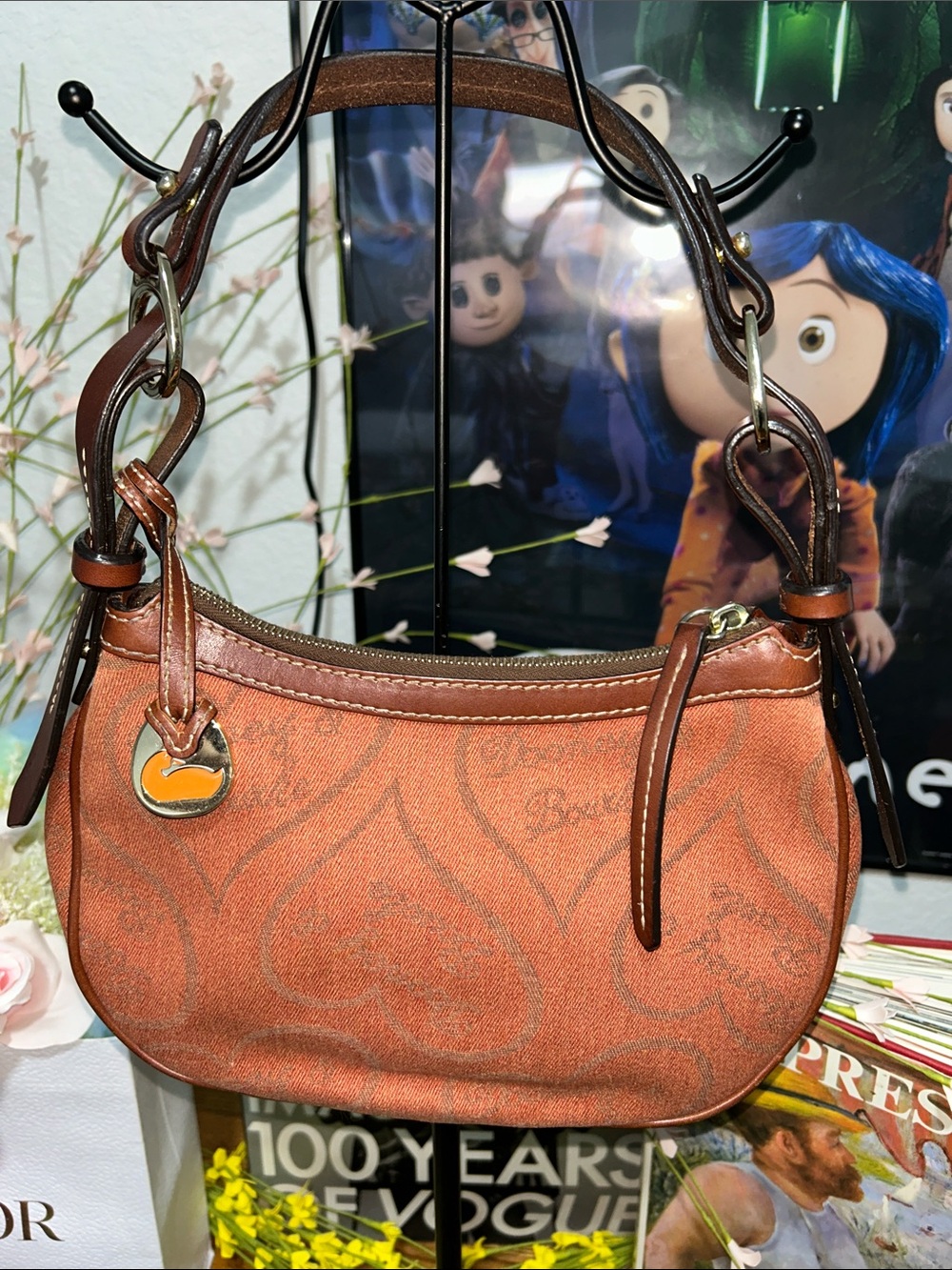 Dooney & Bourke heart shoulder bag